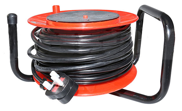 MASTERPLUG | CABLE REEL 25 METRE 4 GANG 1.5MM 3 CORE | JA077A